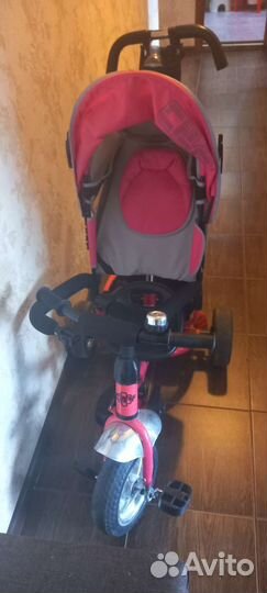 Трехколесный велосипед с родительской ручкой