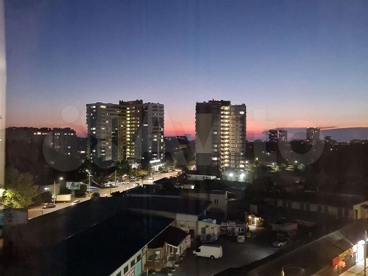 2-к. квартира, 75 м², 8/10 эт.