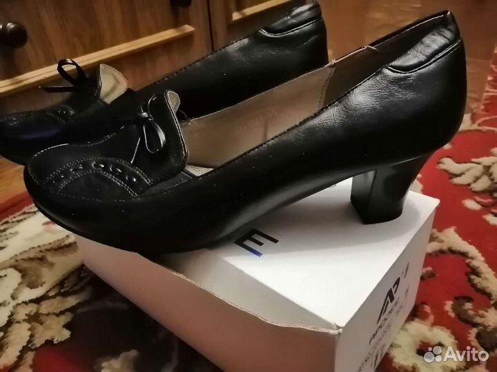Туфли и босоножки женские 40 размер
