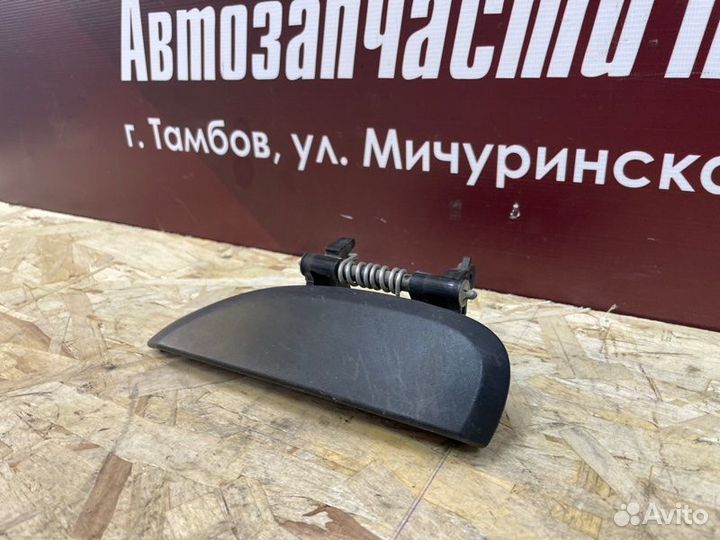 Ручка двери внешняя левая Renault Logan