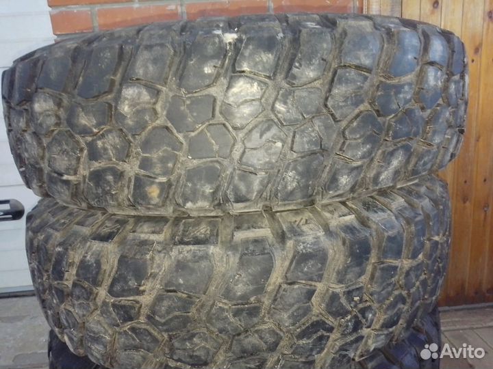 Bfgoodrich Mud-Terrain T/A 235/85 R16