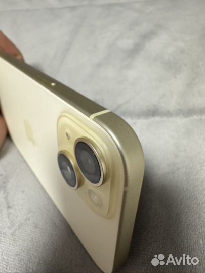 iPhone 15, 128 ГБ