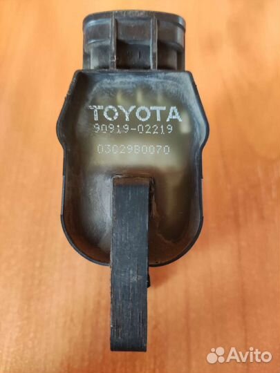 Катушка зажигания на Тойоту Калдина 2001г.в