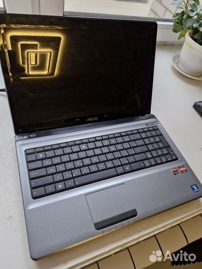 Ноутбук Asus 4 ядра, 4гб ddr3, hdd250gb