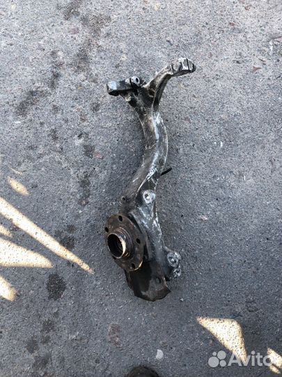 Поворотный кулак на Фольксваген В5, Ауди А4