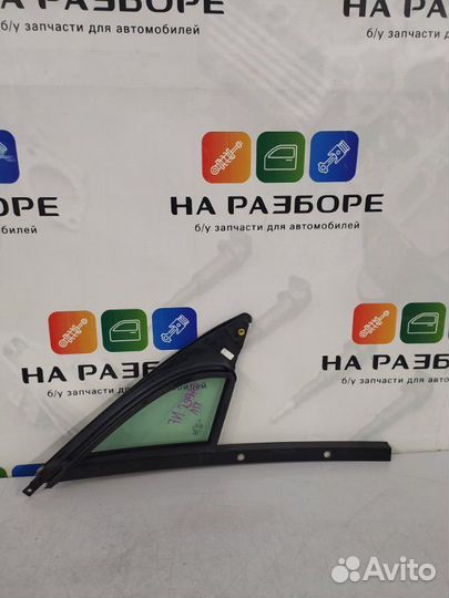 Форточка двери передняя левая Volkswagen Touareg