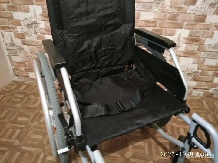 Кресло-коляска инвалидная 