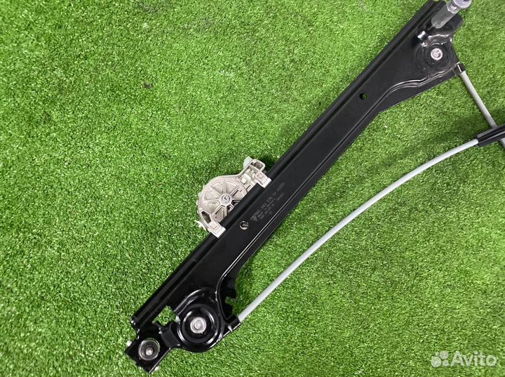 Стеклоподъемник передний правый Porsche 911 991