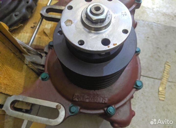 Привод вентилятора 240Б-1318010