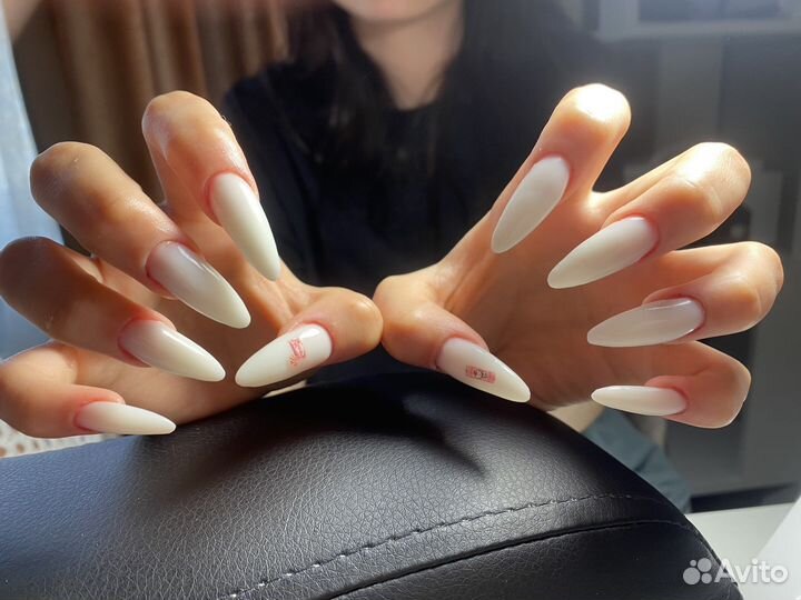 Маникюр на дому