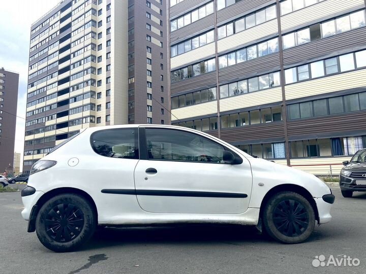 Peugeot 206 1.1 МТ, 2002, 145 000 км