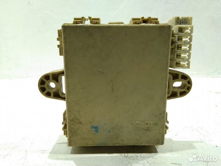 Блок предохранителей 8267048040