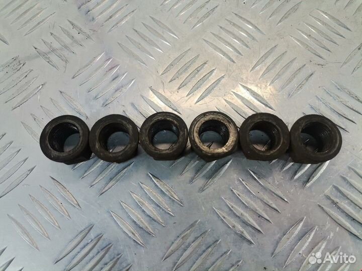 Болт iveco Daily 3 2002 5801260057