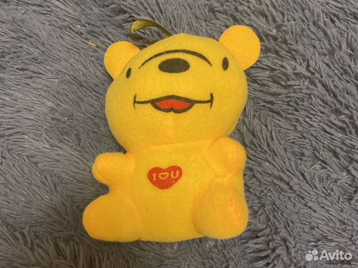 Косоглазики есть оранжевый есть желтый