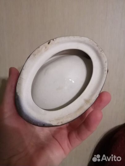 Фарфоровая статуэтка