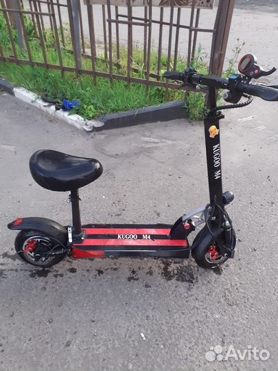 Самокат взрослый электрический бу