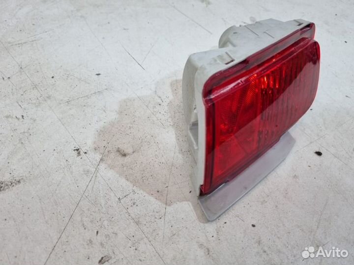 Фонарь противотуманный задний левый Toyota Land