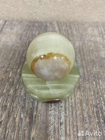 Изделие из камня