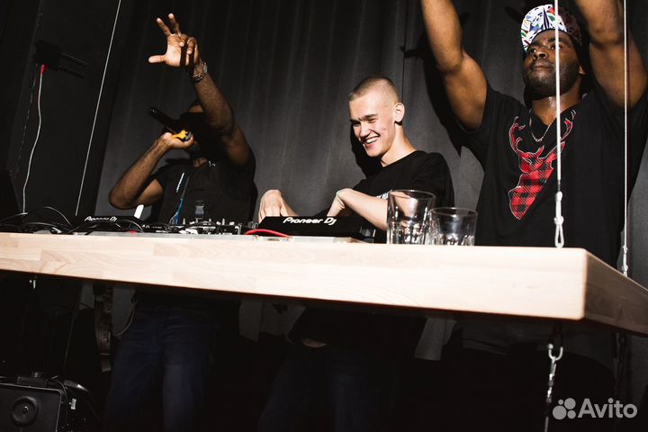 Диджей на свадьбу корпоратив