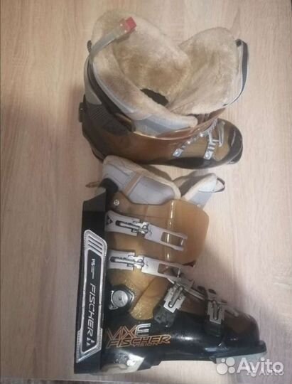 Горнолыжные ботинки 39-40