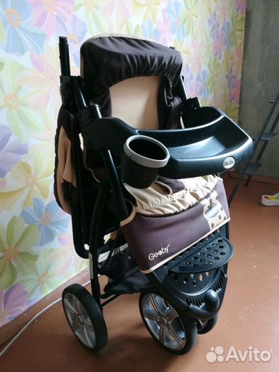 Прогулочная коляска Geoby
