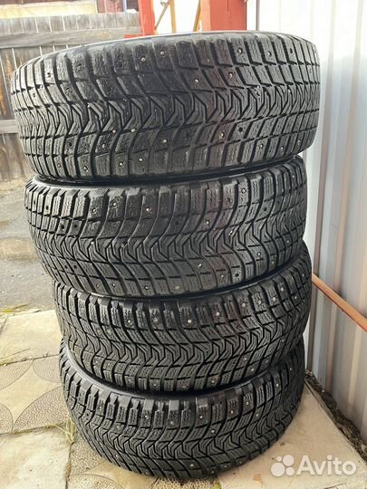 Michelin X-Ice North 3 205/55 R16