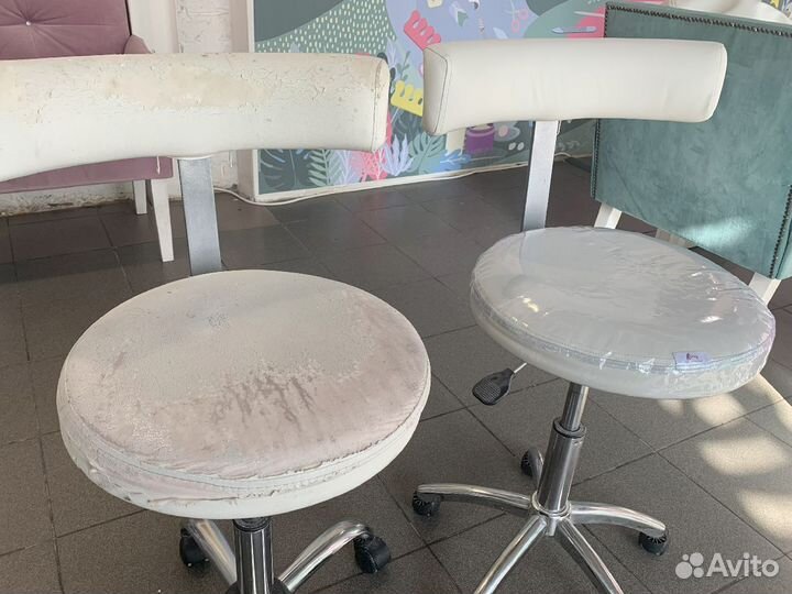 Чехол из эко-кожи в салон красоты