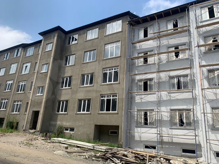 3-к. квартира, 87,3 м², 1/4 эт.