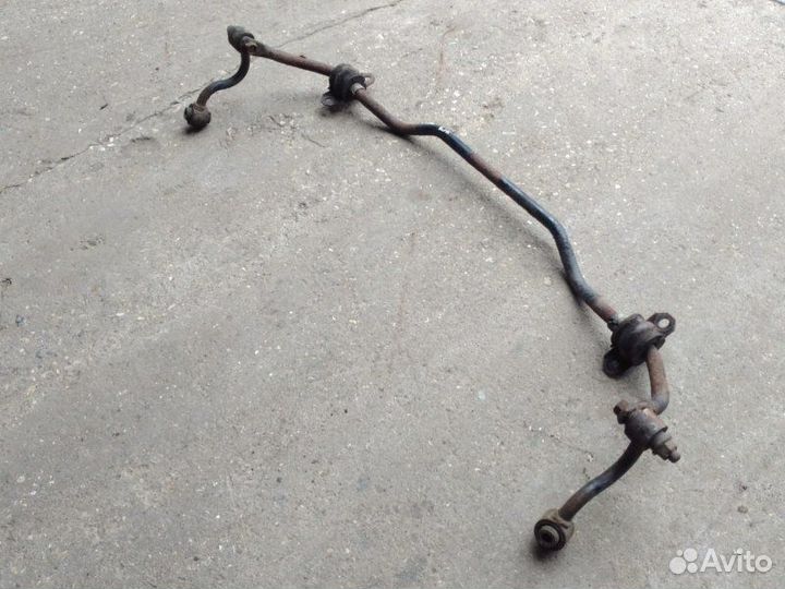 Стабилизатор задний Nissan Qashqai Vi HR16DE 2007