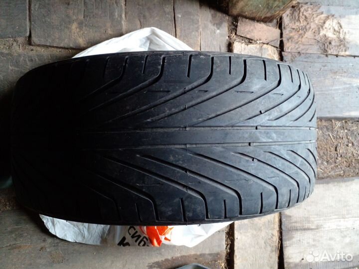 Triangle TR968 245/45 R18