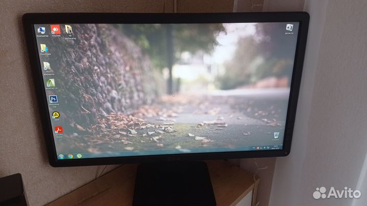 Монитор 21,5' dell