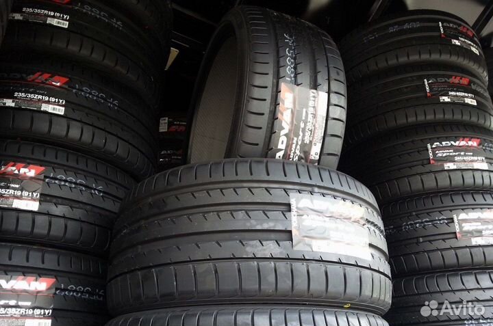 Yokohama Advan Sport V107C 325/40 R22 и 285/45 R22 114Y