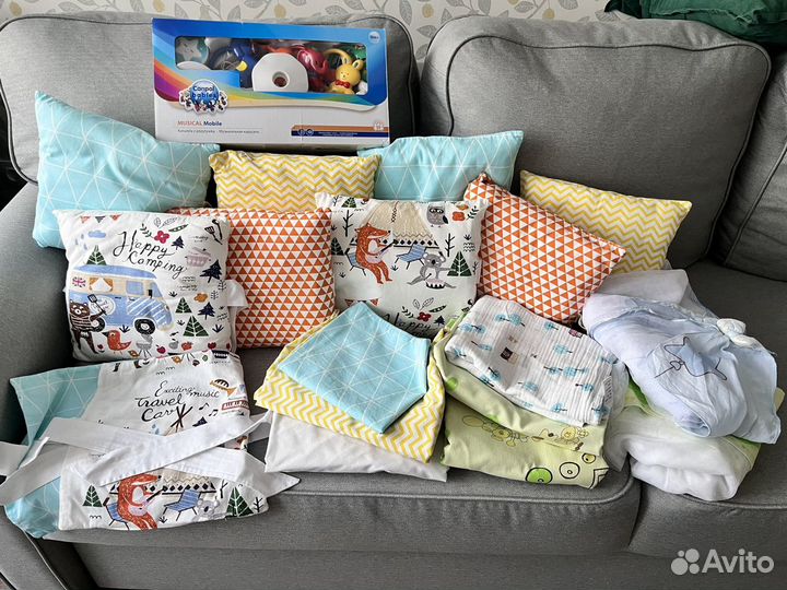 Бортики-подушки для детской кроватки