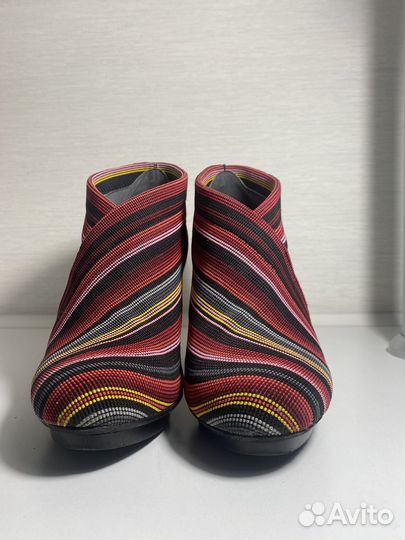 Ботинки женские 37 размер