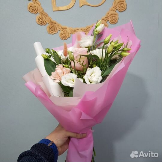 Доставка 46-10-00. Цветы. Авторский букет № 5