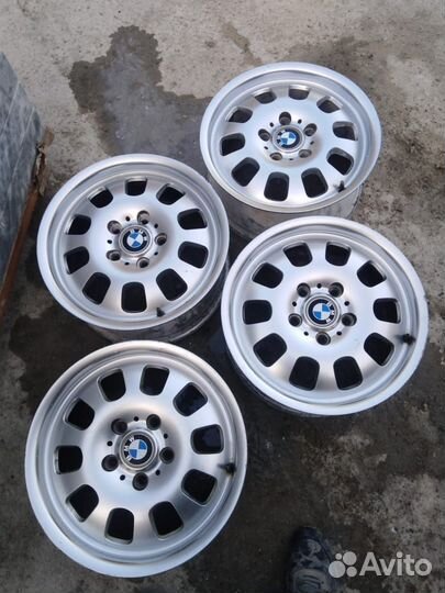 Шторка задняя бмв е39