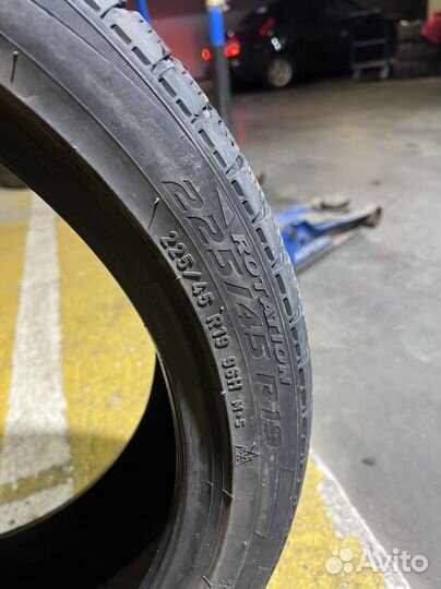 Pirelli Ice Zero 225/45 R19