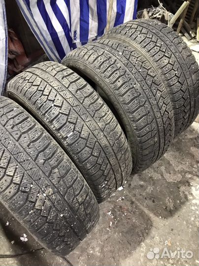 Continental ContiWinterViking 2 205/60 R16