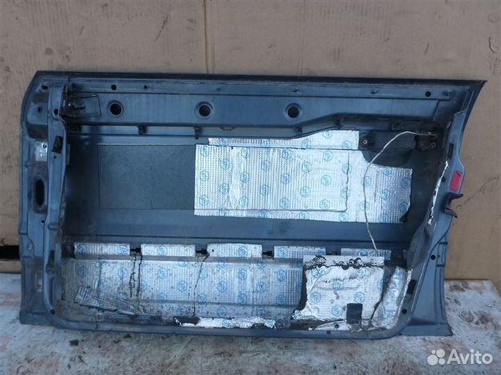 Дверь передняя правая Audi 100 4A2 AAR 1991