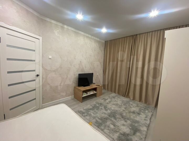 1-к. квартира, 37 м², 7/14 эт.