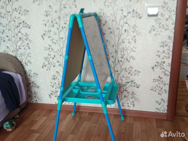 Мольберт детский двухсторонний
