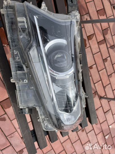 Фара левая toyota Land cruise prado