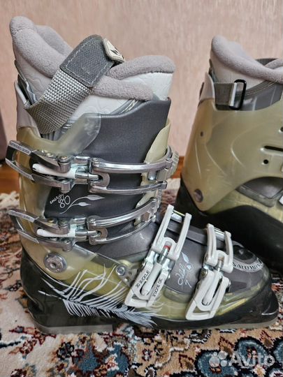 Горнолыжные ботинки женские 25.5 salomon