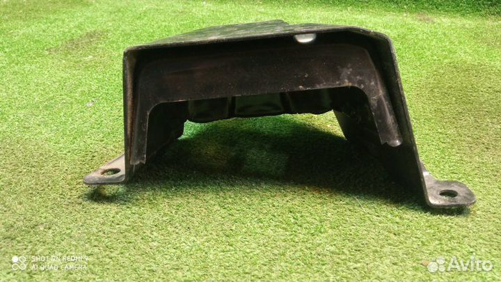 Кронштейн Volkswagen Touareg 2005-2015