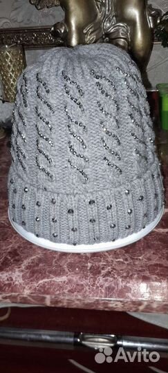 Женская шапка