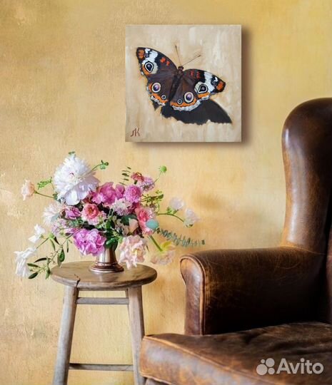 Картина маслом на холсте с бабочкой