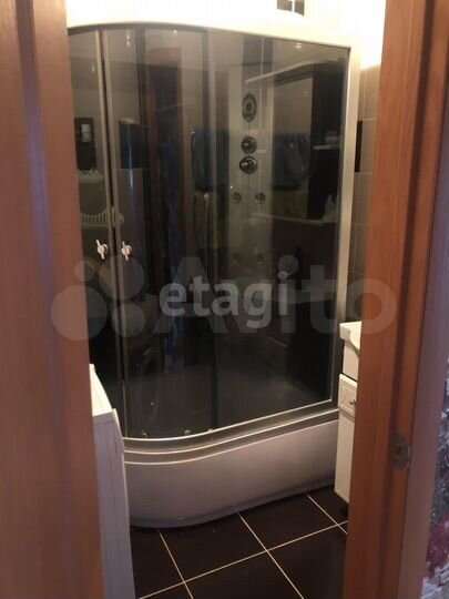 3-к. квартира, 82 м², 9/10 эт.