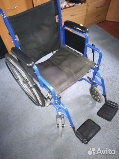 Инвалидная коляска