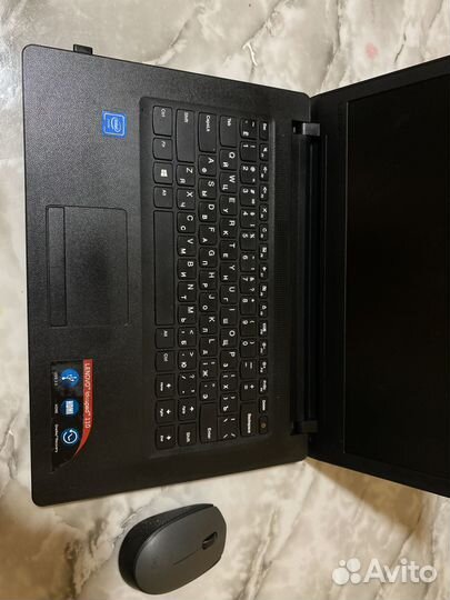 Ноутбук lenovo
