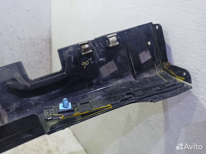 Накладка на правый порог